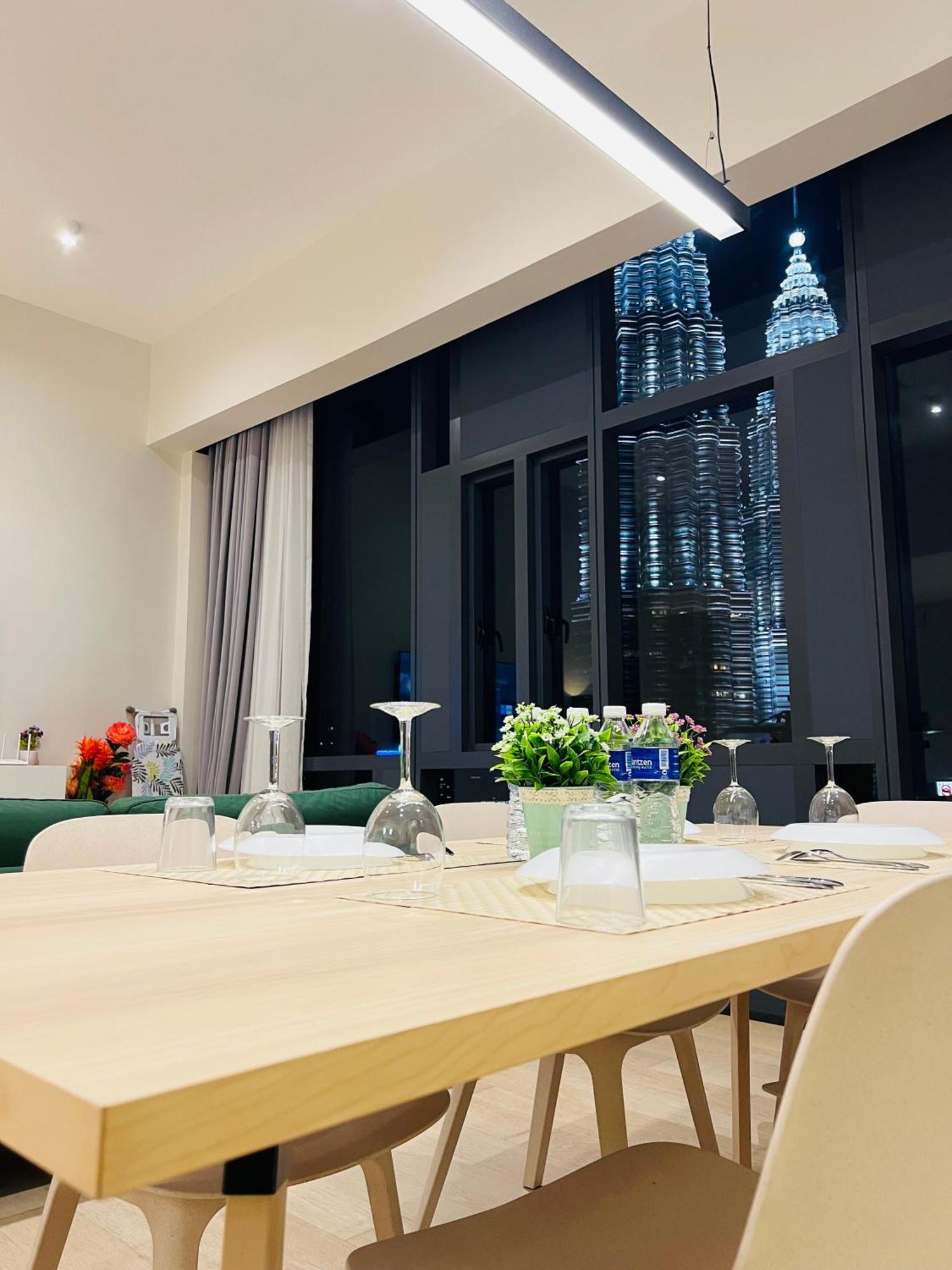 Apartamento Star At Klcc By Eae Kuala Lumpur Exterior foto